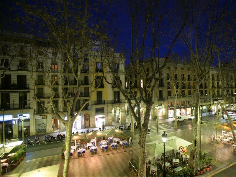 فندق برشلونةفي  أورينت أتيرام المظهر الخارجي الصورة